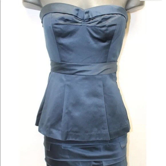 BCBG Max Azria strapless Cocktail Dress Size 0 Dark Blue Petal Skirt - Picture 10 of 13